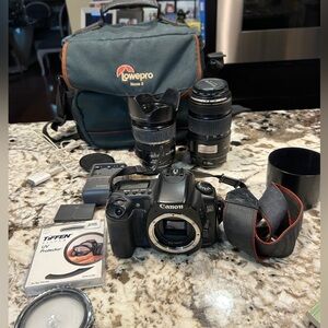 Canon EOS 20D Camera, EFS 17-85mm & 75-300mm Lenses